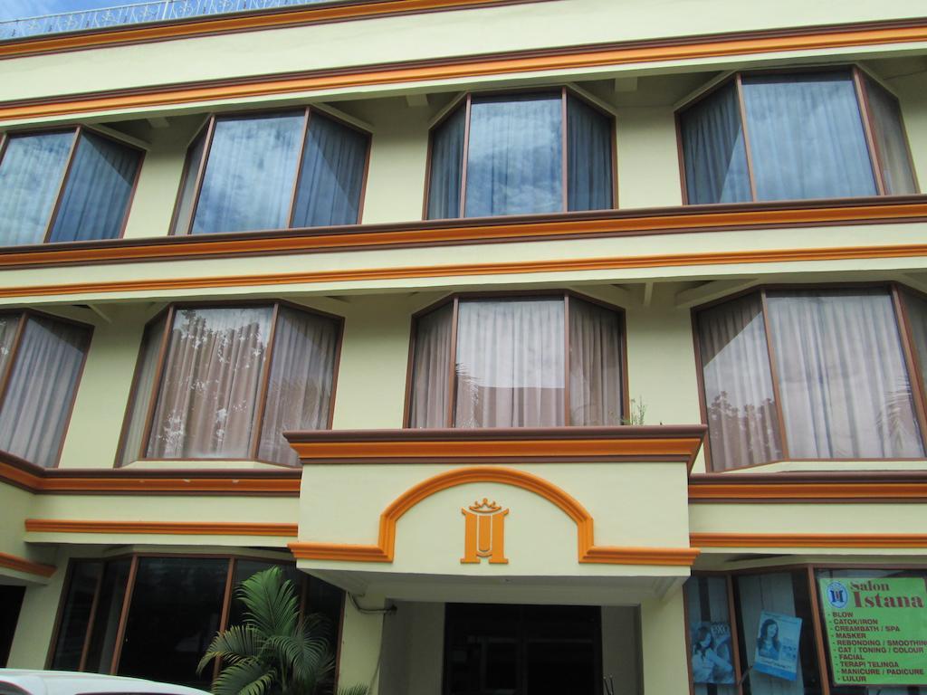 Hotel Istana Makassar Exterior foto